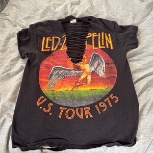 Led Zeppelin vintage   Black Distressed T-Shirt